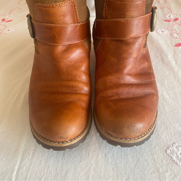 Brown Leather and Suede Riding Boots - Picture 7 of 14